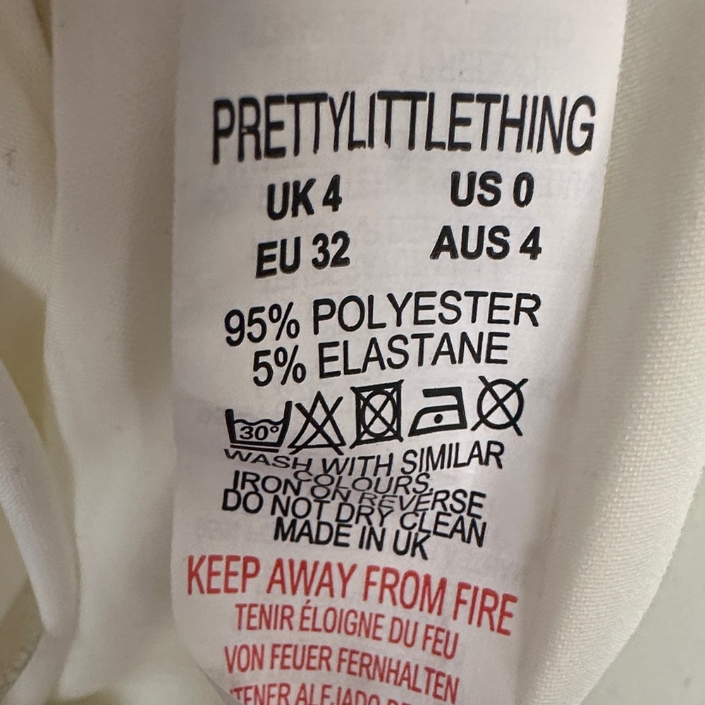 PrettyLittleThing Off-White Deep V Bodysuit- New - Picture 5 of 7